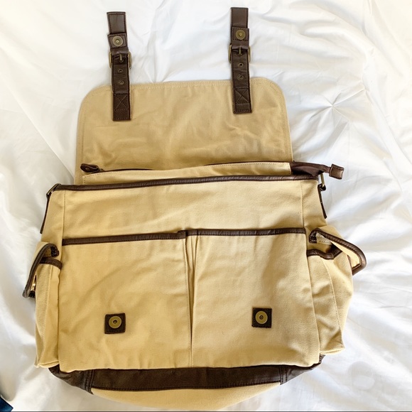 🔥HP🔥United Streets of Art Travel Bag - Picture 4 of 8